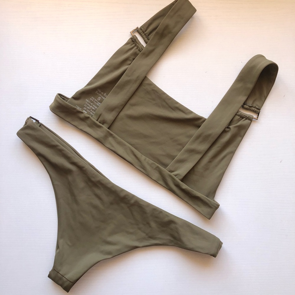 Wave babe swimwear bikini set - Picture 2 of 2